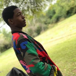 Meet your Posher, Dorian